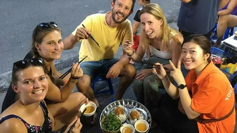 hanoi street food tour