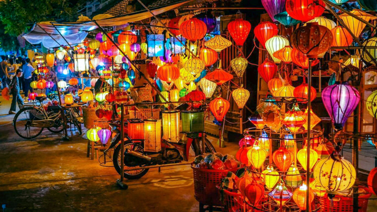 hoian night market