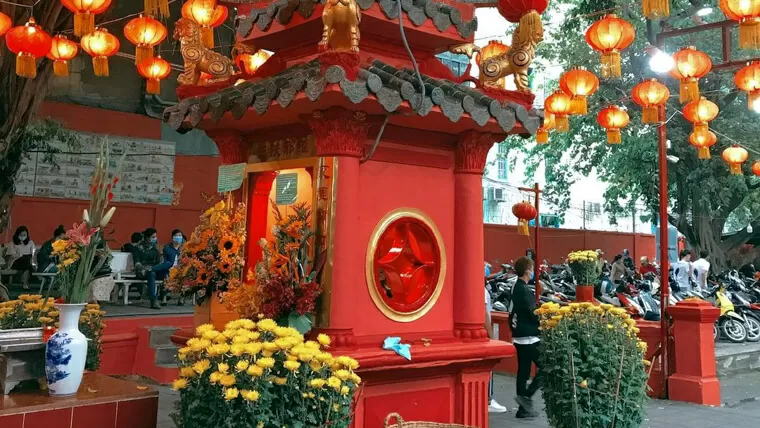 ngoc hoang pagoda