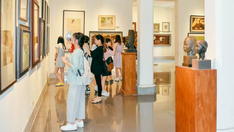 vietnam national museum of fine arts