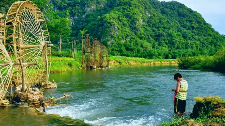 vietnam trekking in pu luong