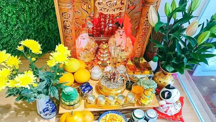 vietnamese altar cabinet