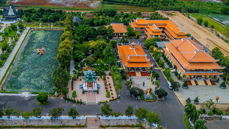 house in chau doc