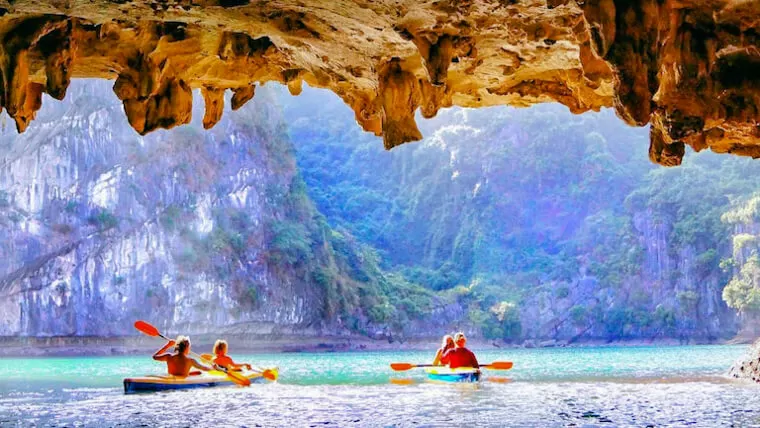 kayaking in halong bay vietnam