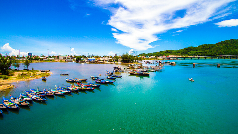 best time to visit lap an lagoon