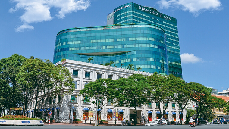 diamond plaza vietnam mall