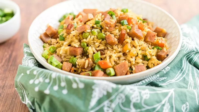 vietnamese fried rice with chinese sausage