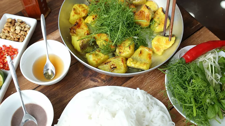Cha ca top 10 Vietnam foods