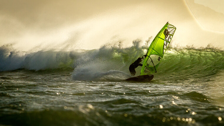 Windsurfing in Da Nang beach