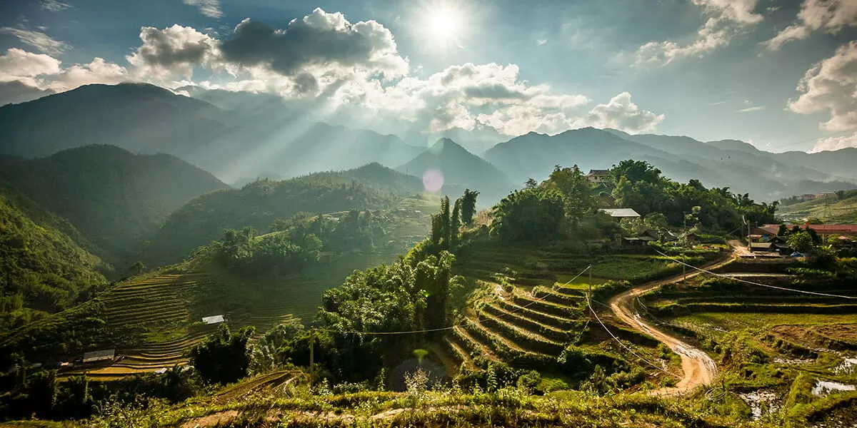 Top things to do in Sapa title