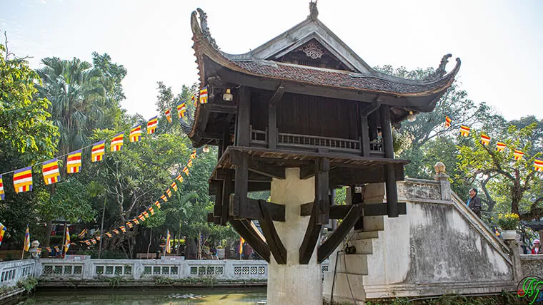 architecture of one pillar pagoda