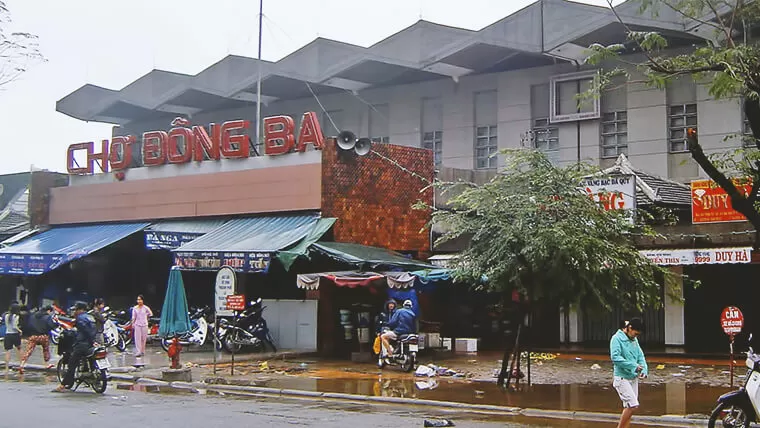 Dong Ba markets in Hue