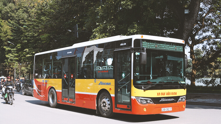 bus to get to ho chi minh mausoleum