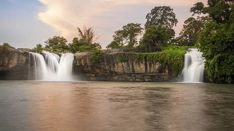 dray sap waterfalls in vietnam