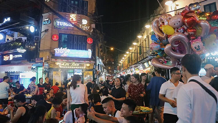 Ta Hien Hanoi beer street 