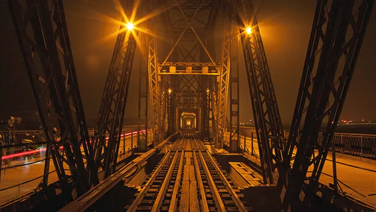 long bien bridge at night