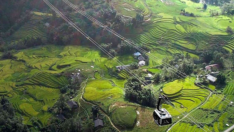 Highest mountain in Vietnam