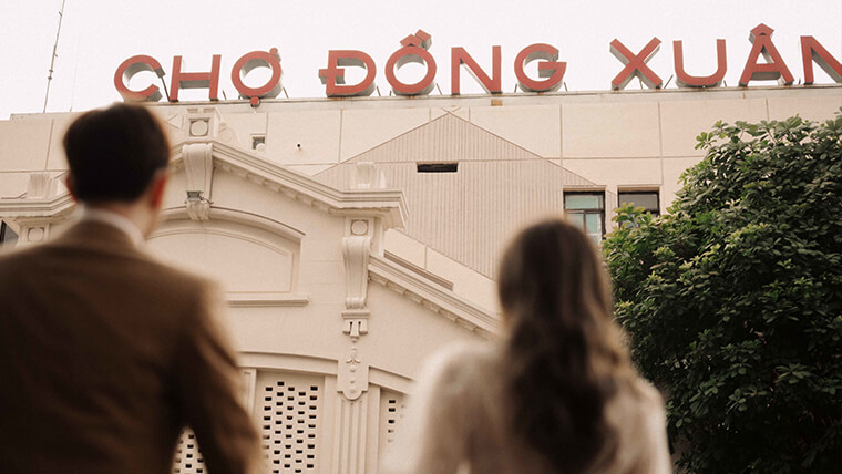 Famous market in Hanoi