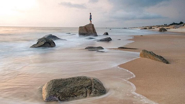 pineapple beach vung tau