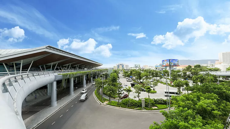 main international airport in vietnam