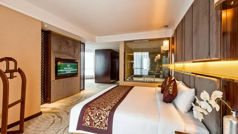 best hotel in halong bay