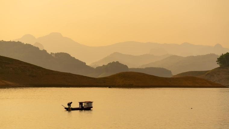 hoa binh vietnam