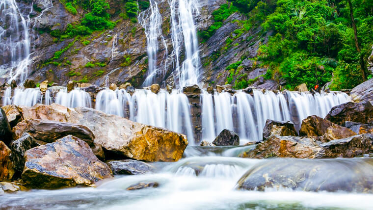 quang ngai trang waterfll tourist area